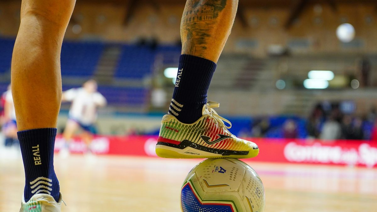 Zaalvoetbal toernooi organiseren: tips voor de sporthal